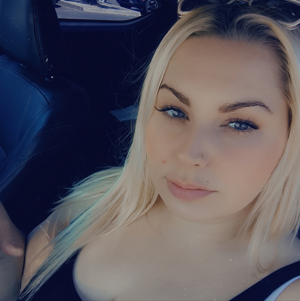 Meet your Posher, Arielle